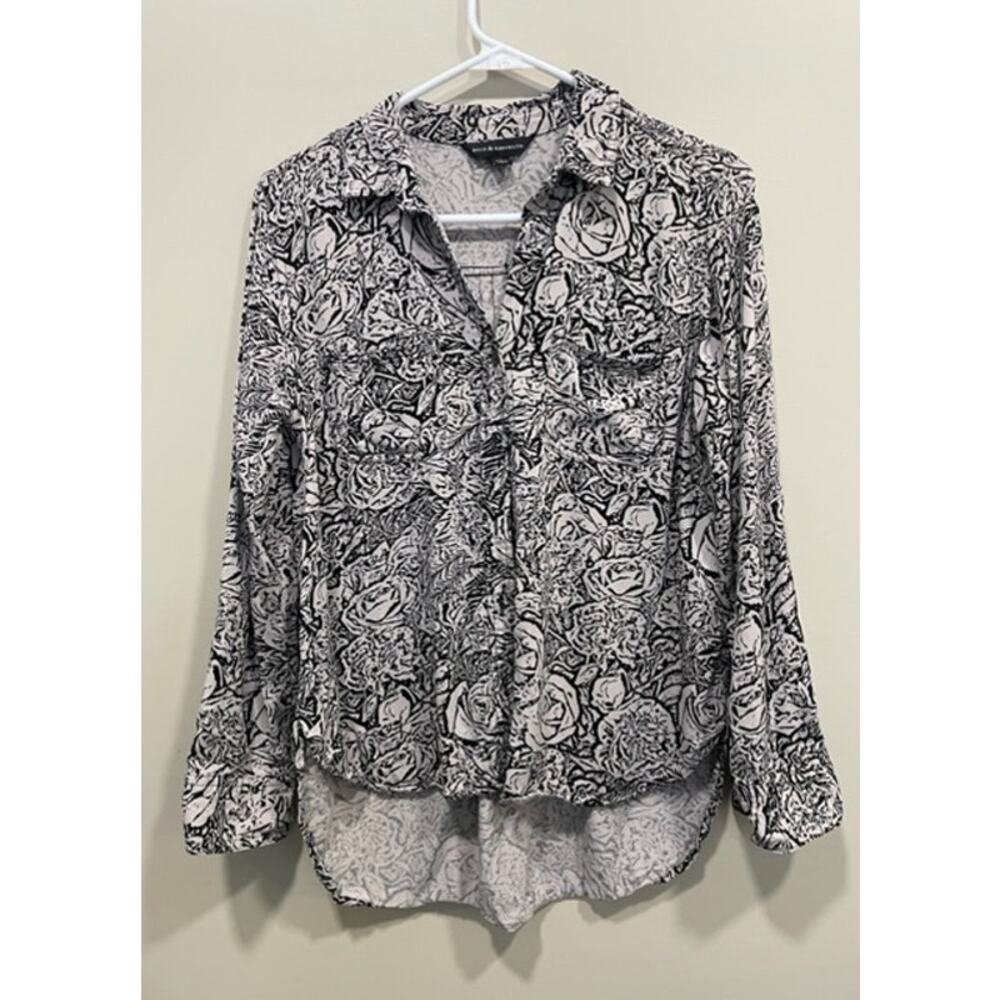 Rock & Republic Women's Rose Print Button Up Shirt Black Print Size Small